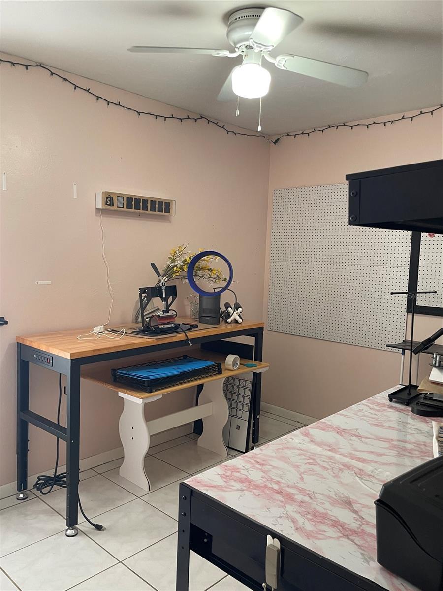 FORT MYERS SHORES - Residential