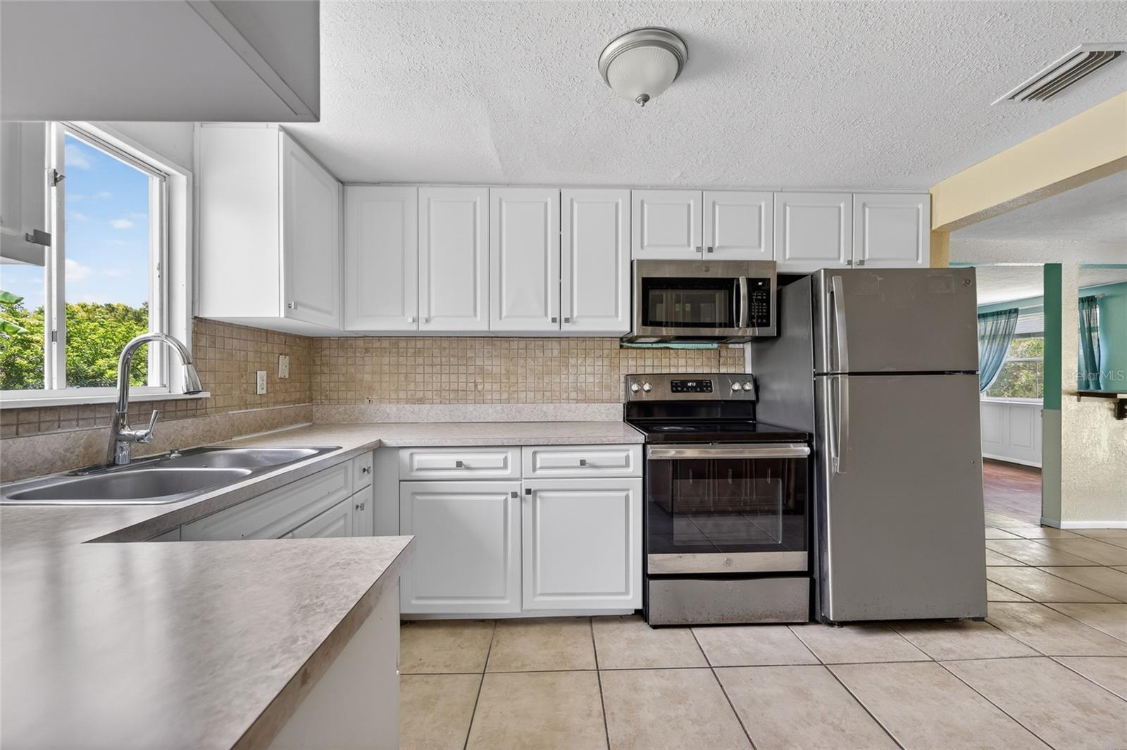 PETTIT PARK - Residential