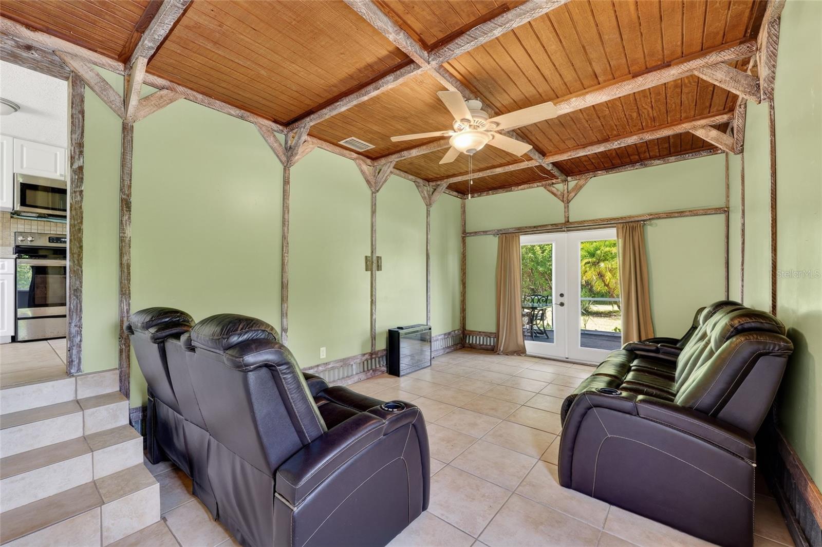PETTIT PARK - Residential