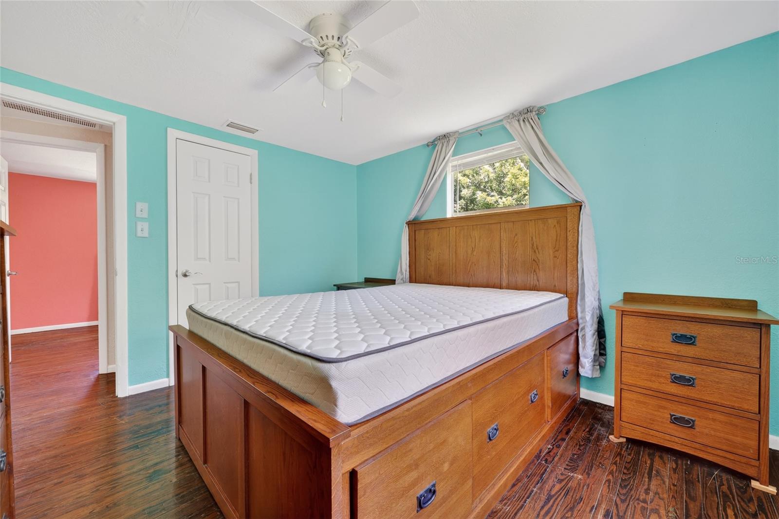 PETTIT PARK - Residential