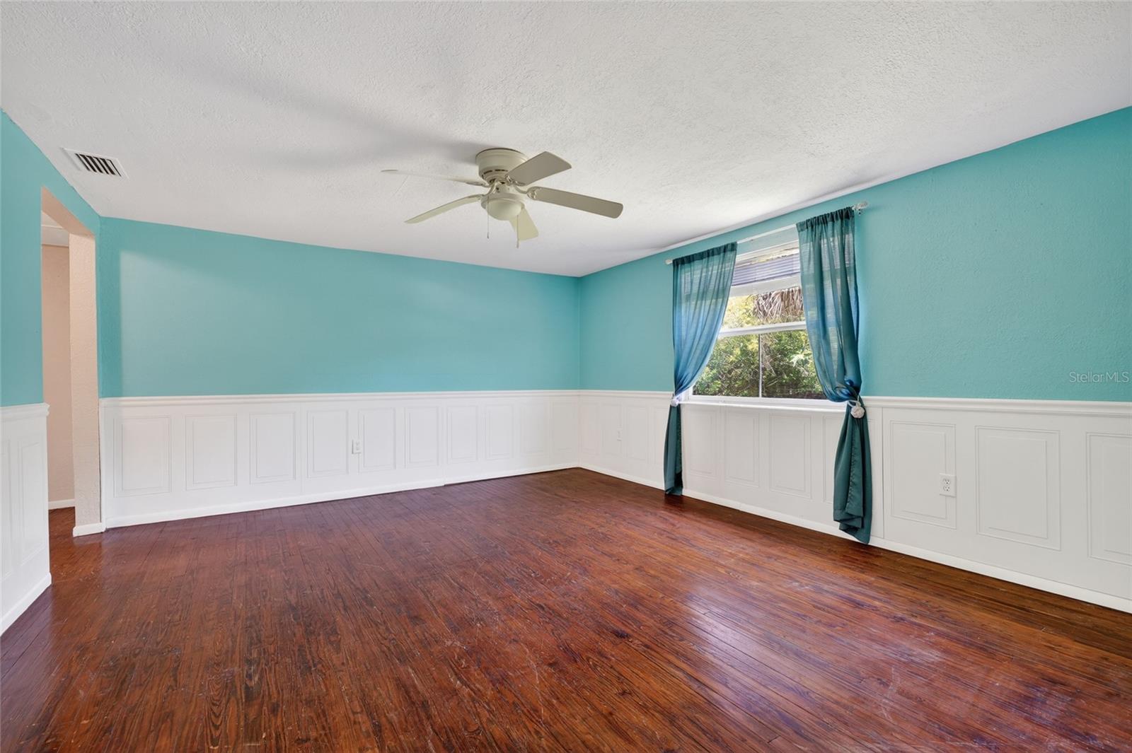 PETTIT PARK - Residential
