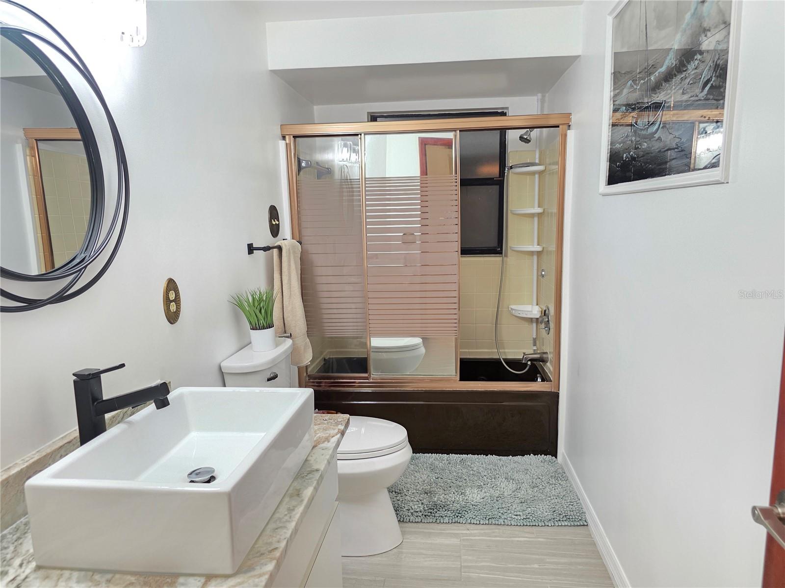 EASTWOOD TERRACE 1ST ADD - Residential