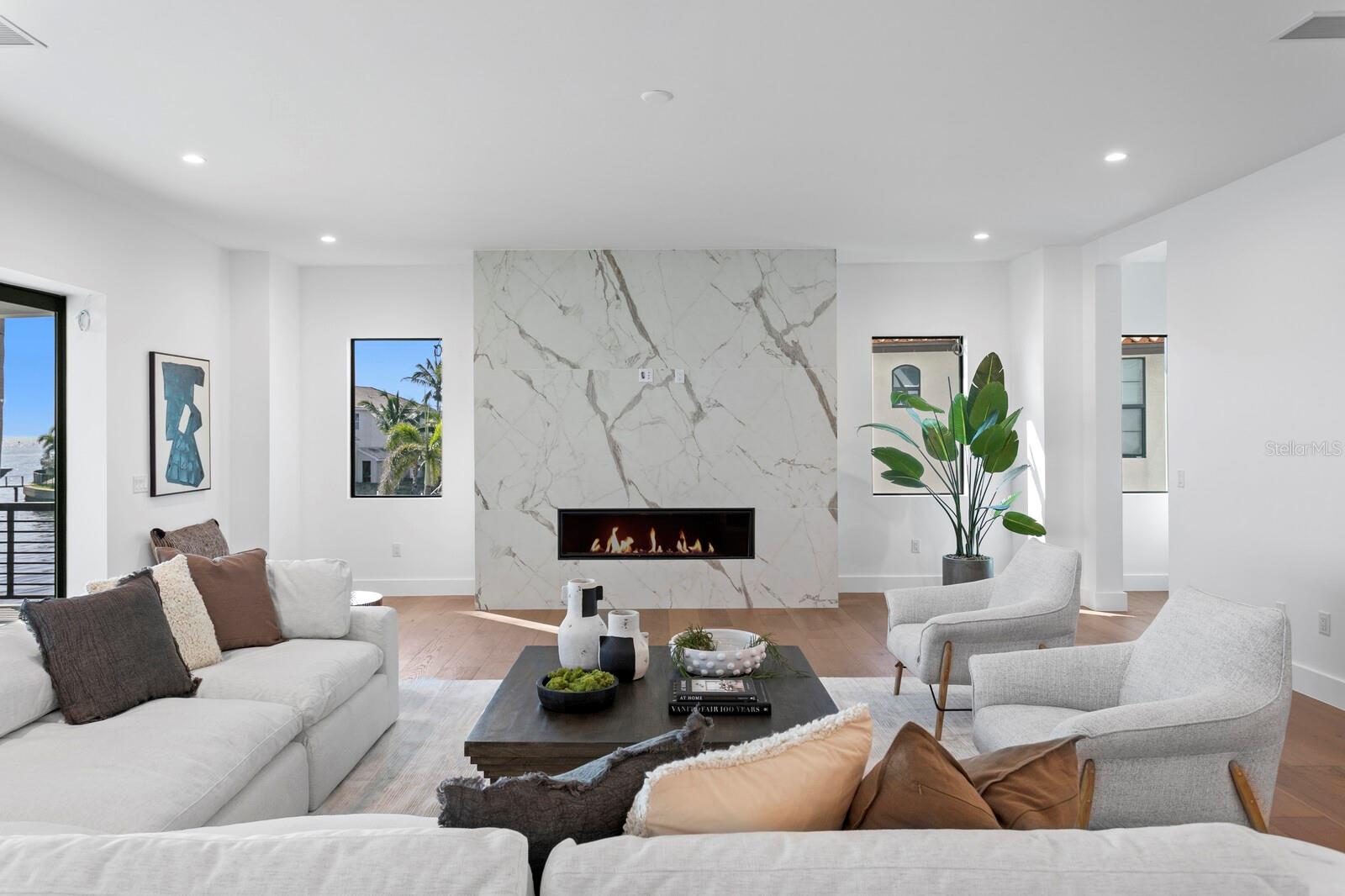 VENETIAN ISLES - Residential
