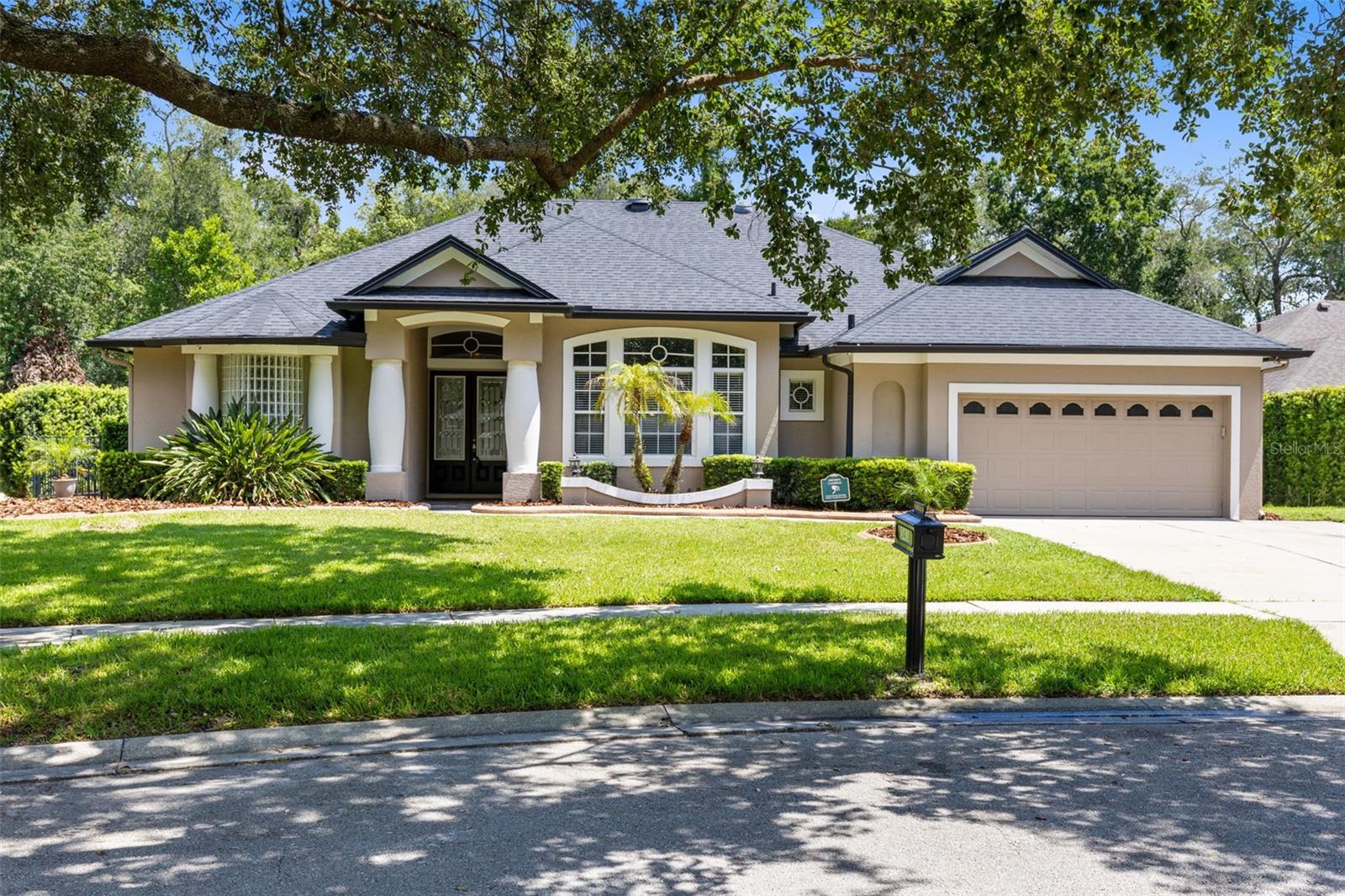 MOSS CREEK - Residential