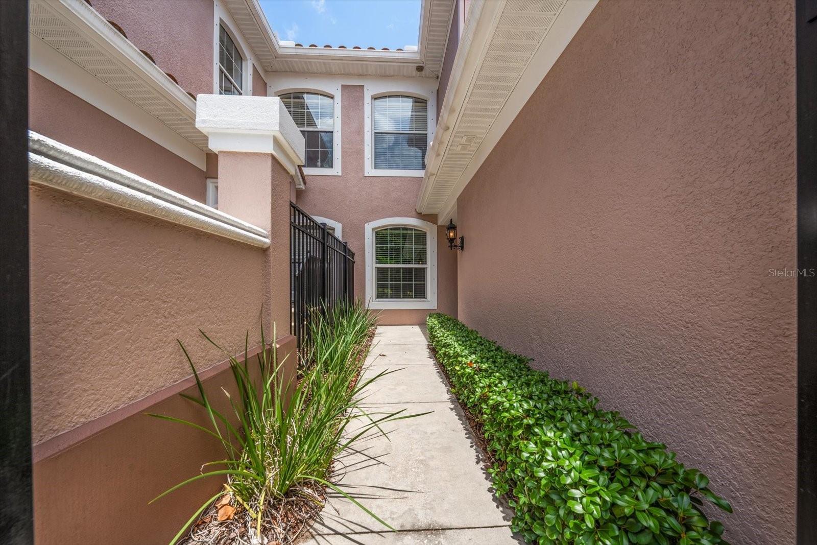 COACHMAN RESERVE CONDO - Residential