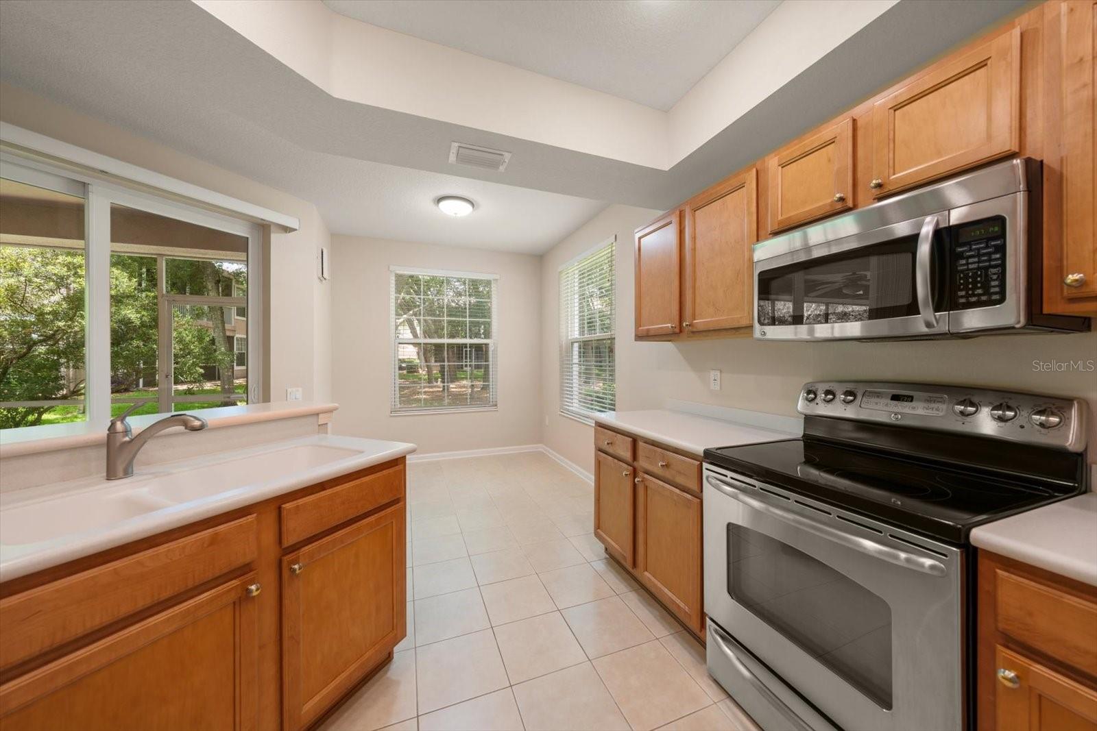 COACHMAN RESERVE CONDO - Residential