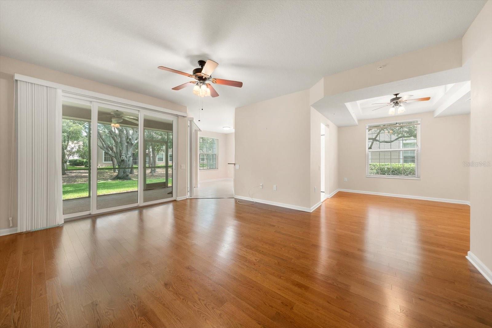 COACHMAN RESERVE CONDO - Residential