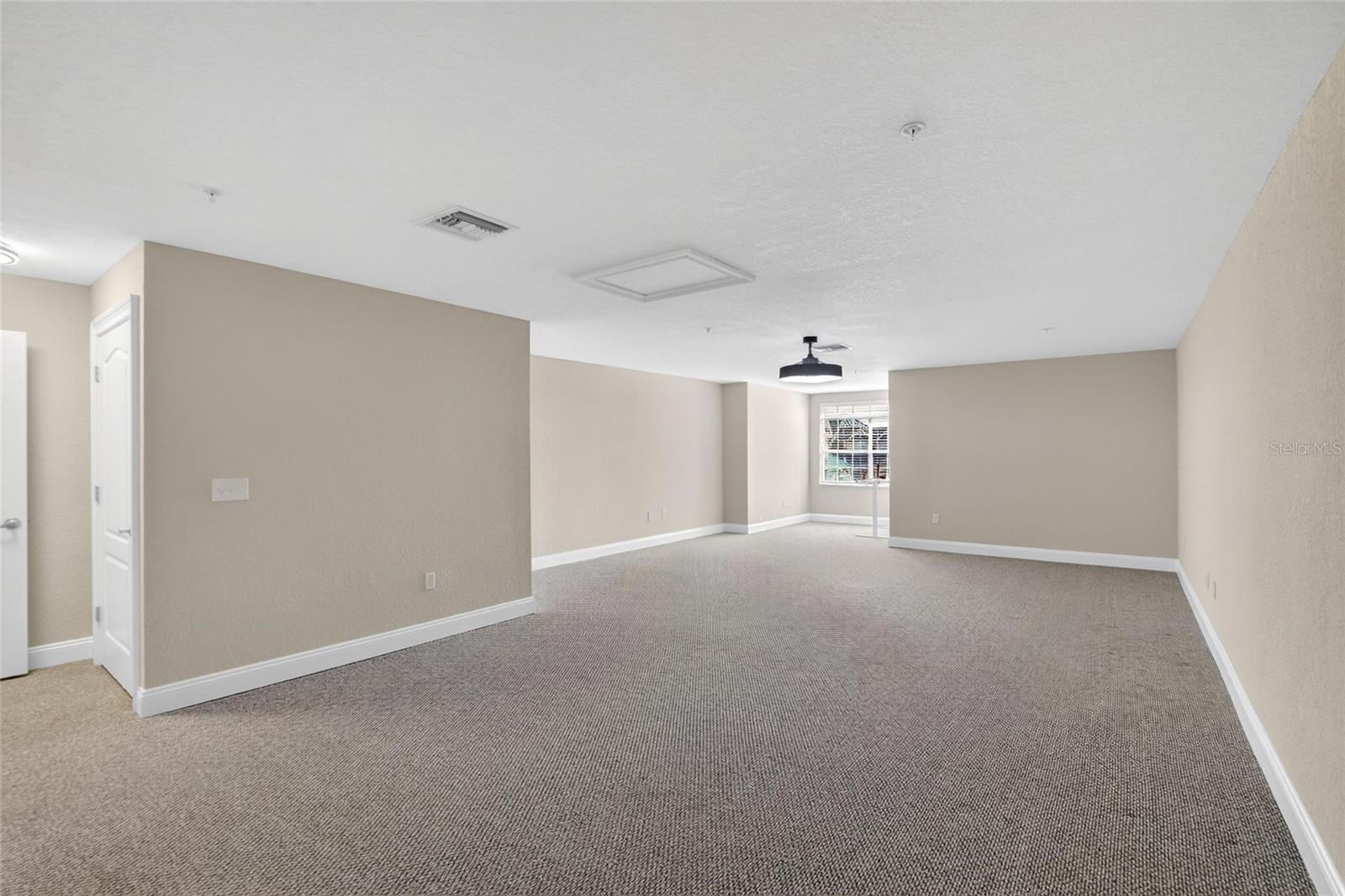 SUNSET BAY TOWNHOMES - Residential Lease