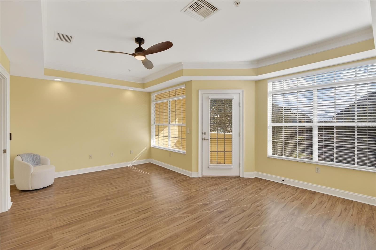 SUNSET BAY TOWNHOMES - Residential Lease