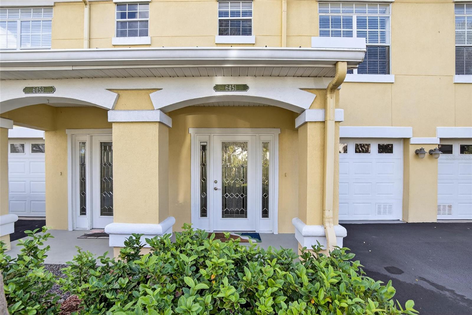 SUNSET BAY TOWNHOMES - Residential Lease