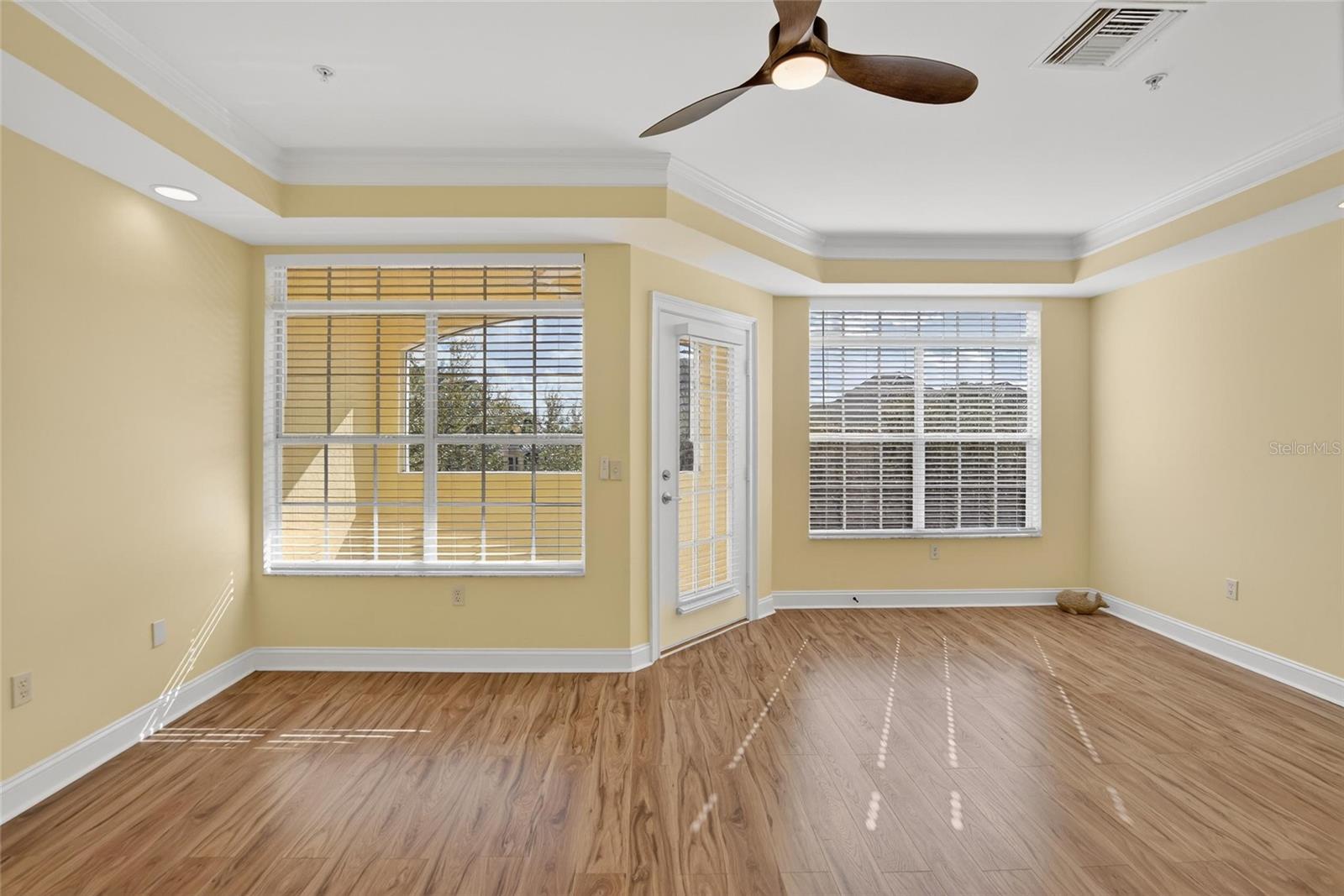 SUNSET BAY TOWNHOMES - Residential Lease