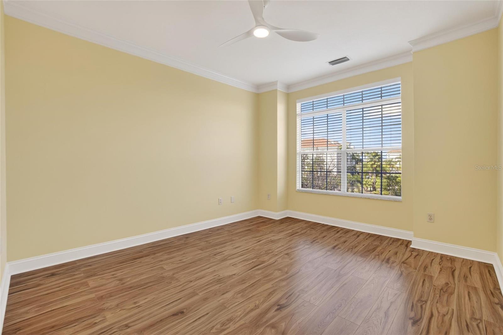 SUNSET BAY TOWNHOMES - Residential Lease