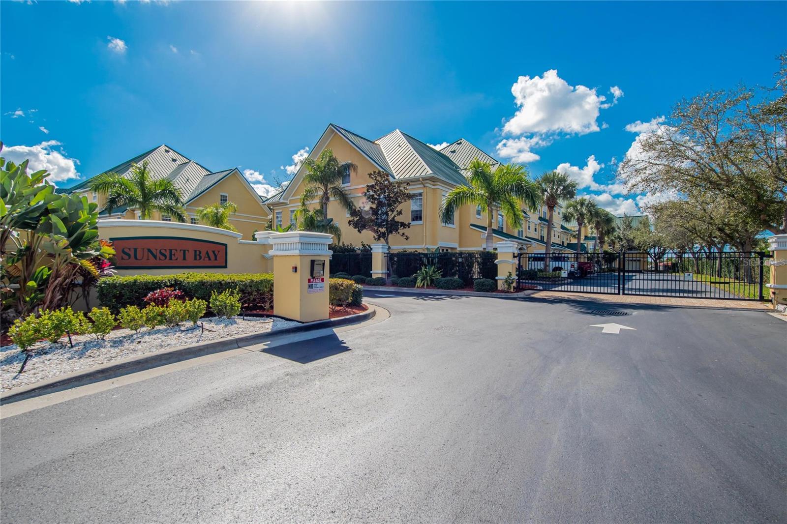 SUNSET BAY TOWNHOMES - Residential Lease