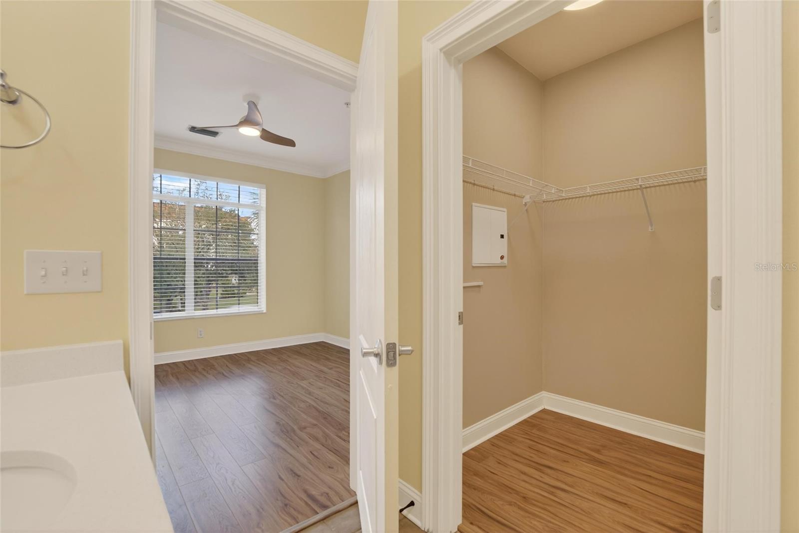 SUNSET BAY TOWNHOMES - Residential Lease