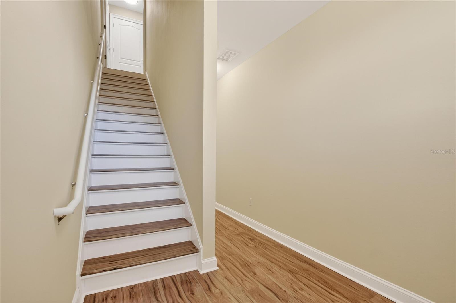 SUNSET BAY TOWNHOMES - Residential Lease