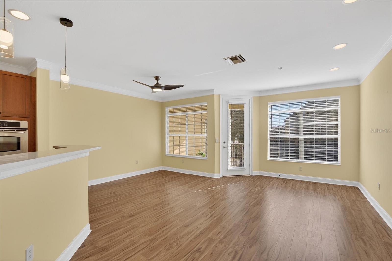 SUNSET BAY TOWNHOMES - Residential Lease