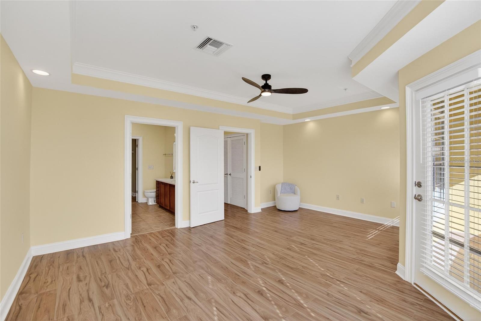 SUNSET BAY TOWNHOMES - Residential Lease