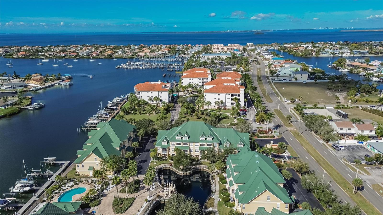 SUNSET BAY TOWNHOMES - Residential Lease