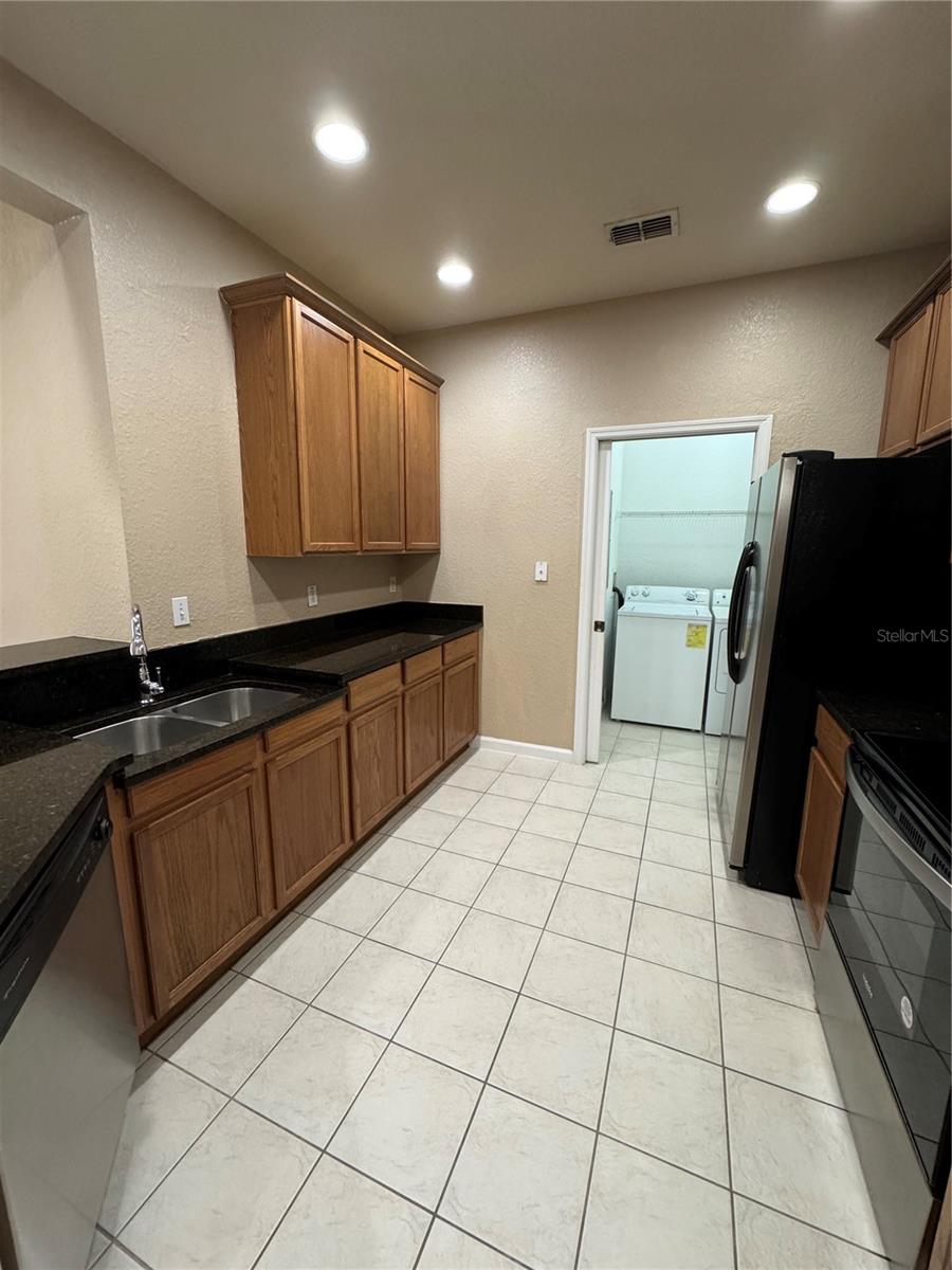 FLORA RIDGE CONDO PH 7 BLDG 12 - Residential Lease
