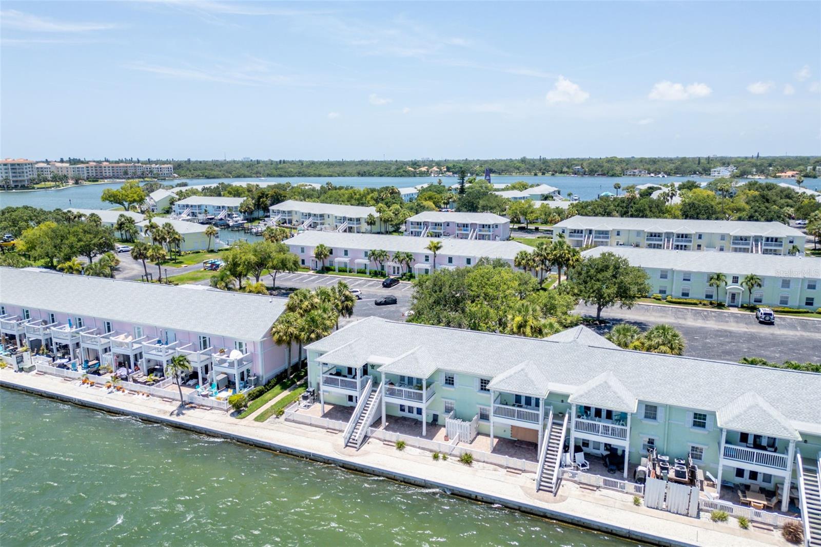 WATERSIDE AT COQUINA KEY SOUTH - Residential