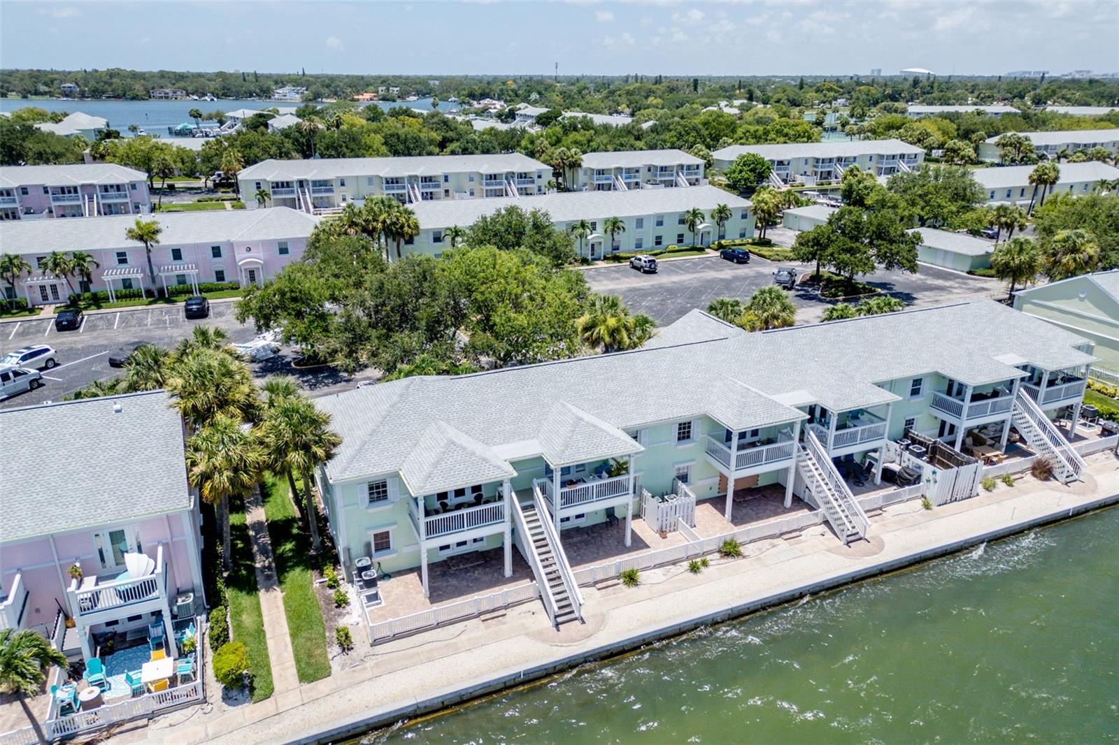 WATERSIDE AT COQUINA KEY SOUTH - Residential