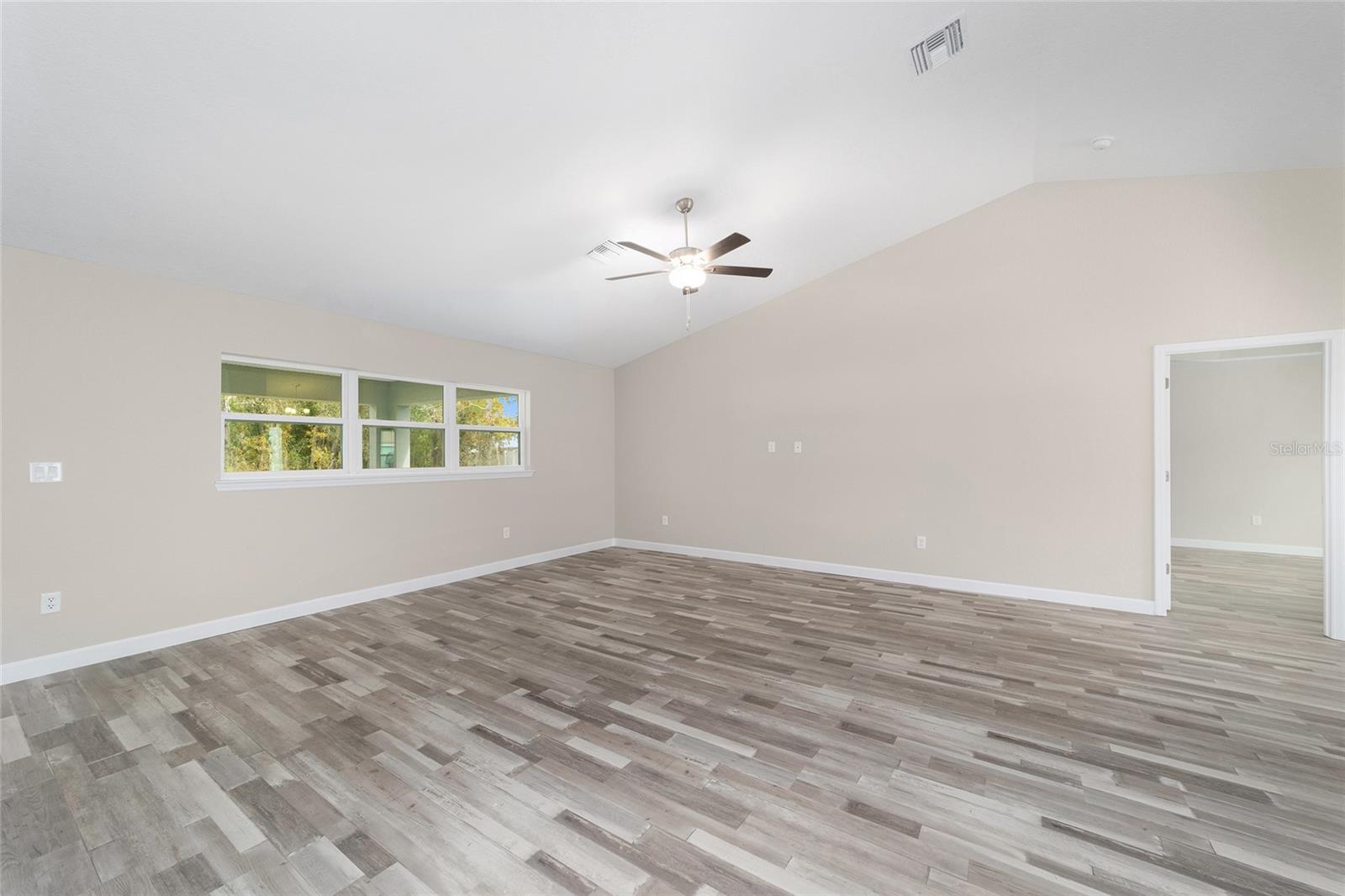 OCALA WATERWAY ESTATE - Residential