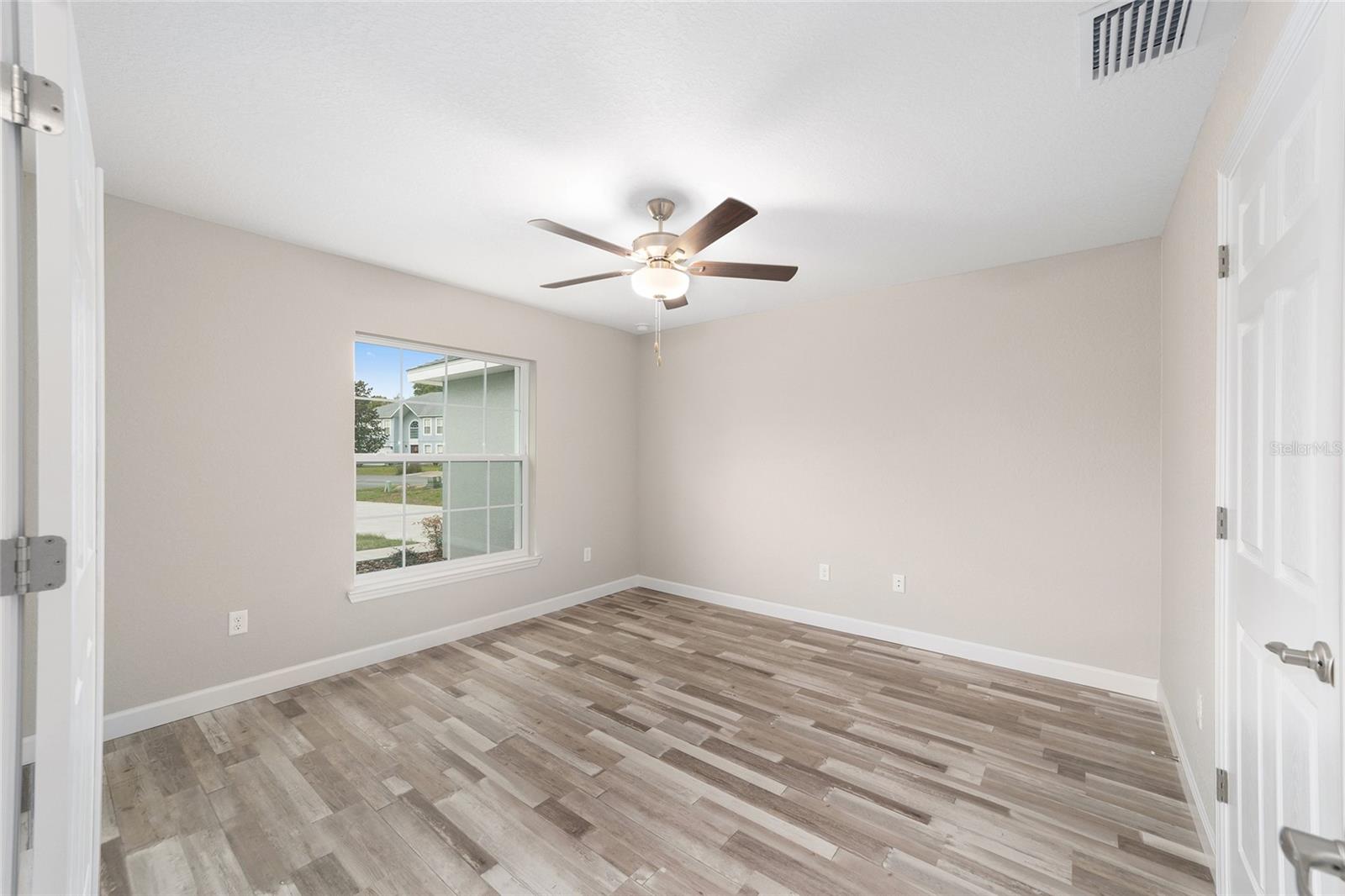 OCALA WATERWAY ESTATE - Residential