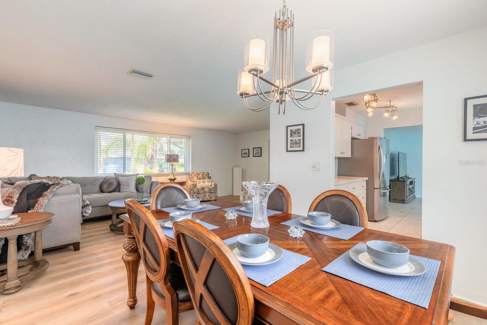 OAKVIEW HEIGHTS - Residential