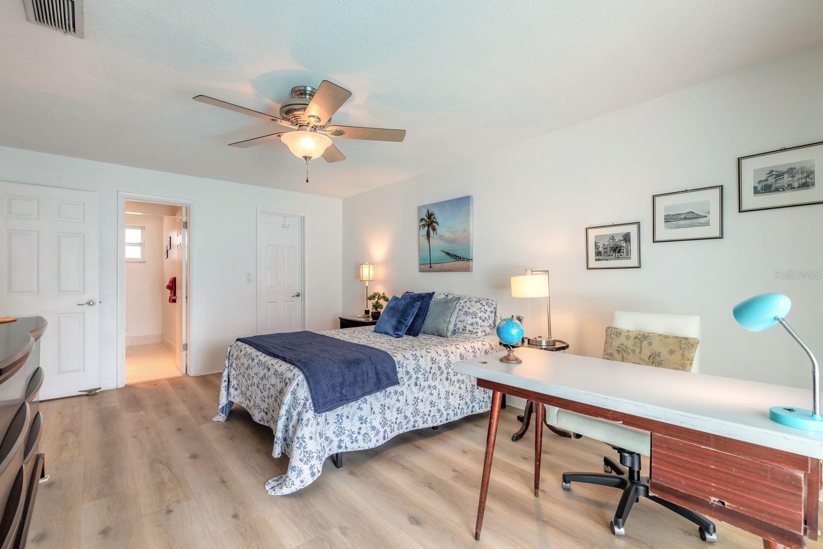 OAKVIEW HEIGHTS - Residential