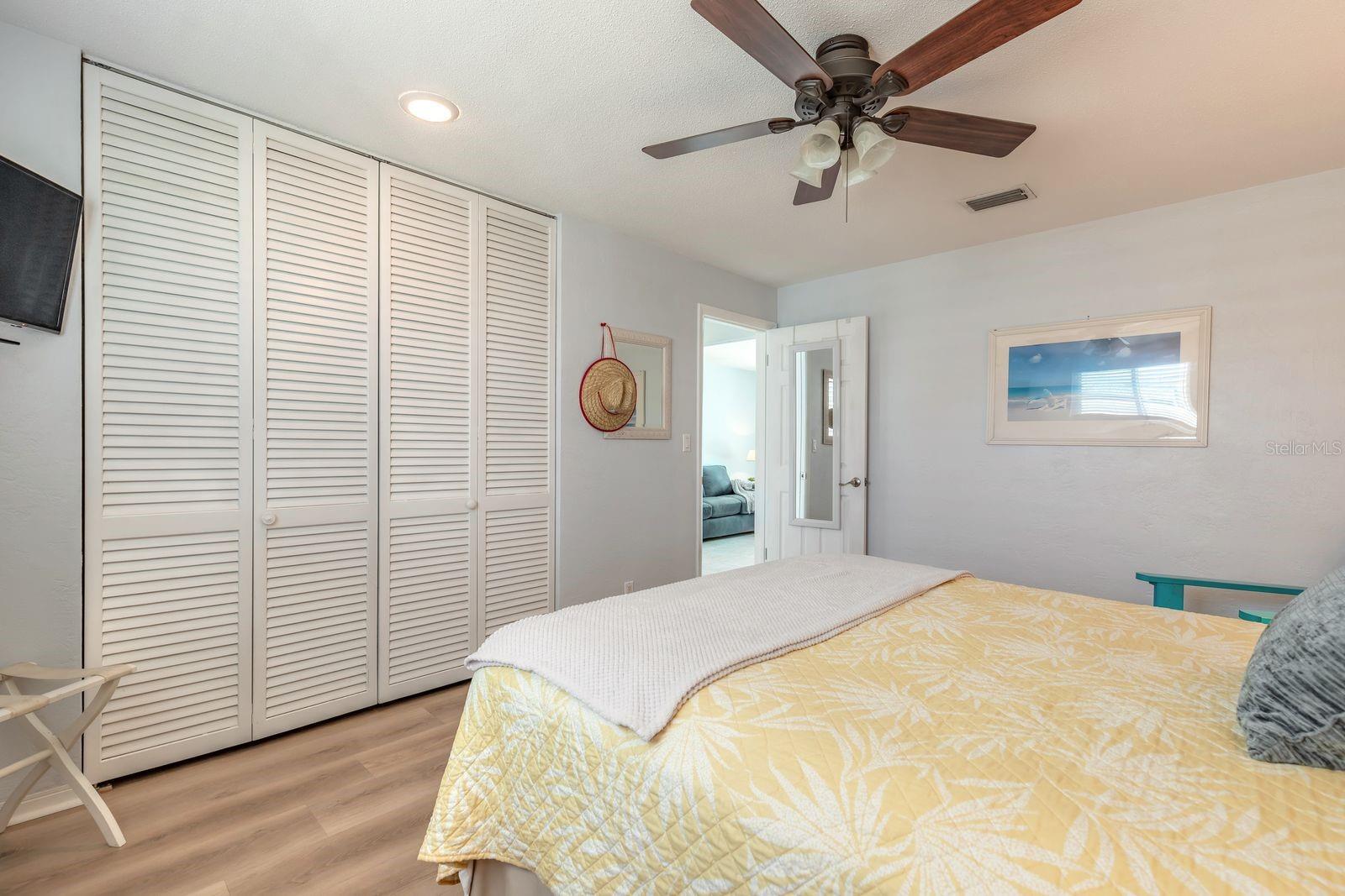 OAKVIEW HEIGHTS - Residential