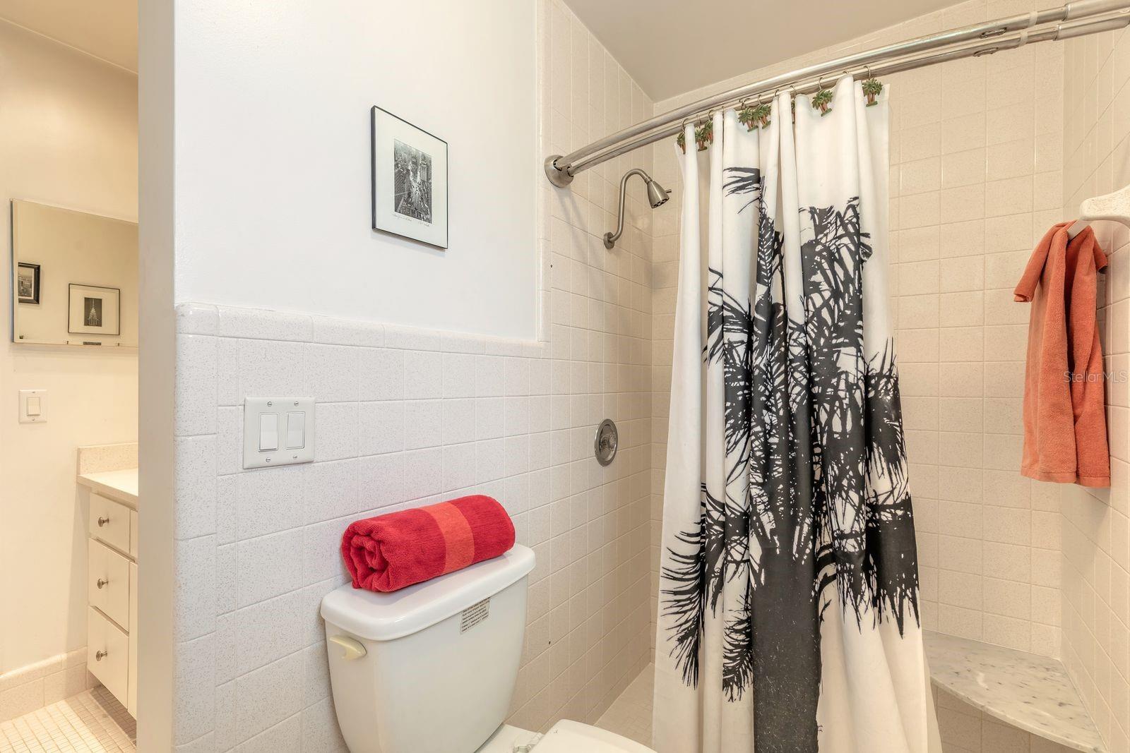 OAKVIEW HEIGHTS - Residential