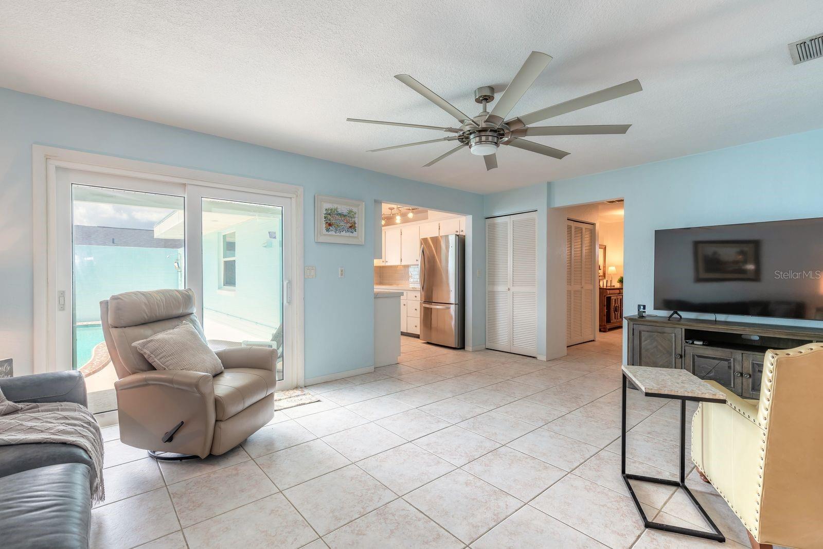 OAKVIEW HEIGHTS - Residential