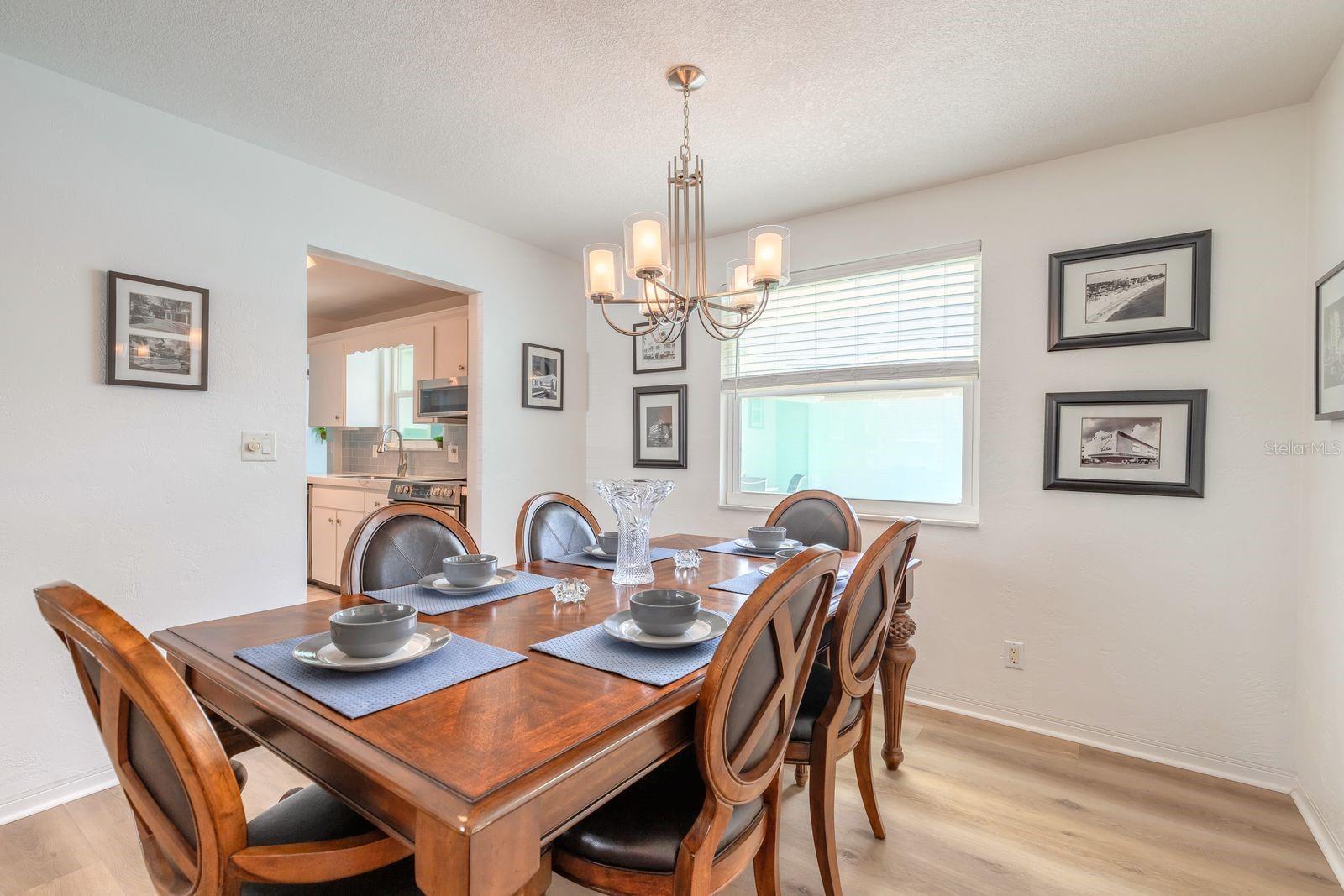 OAKVIEW HEIGHTS - Residential