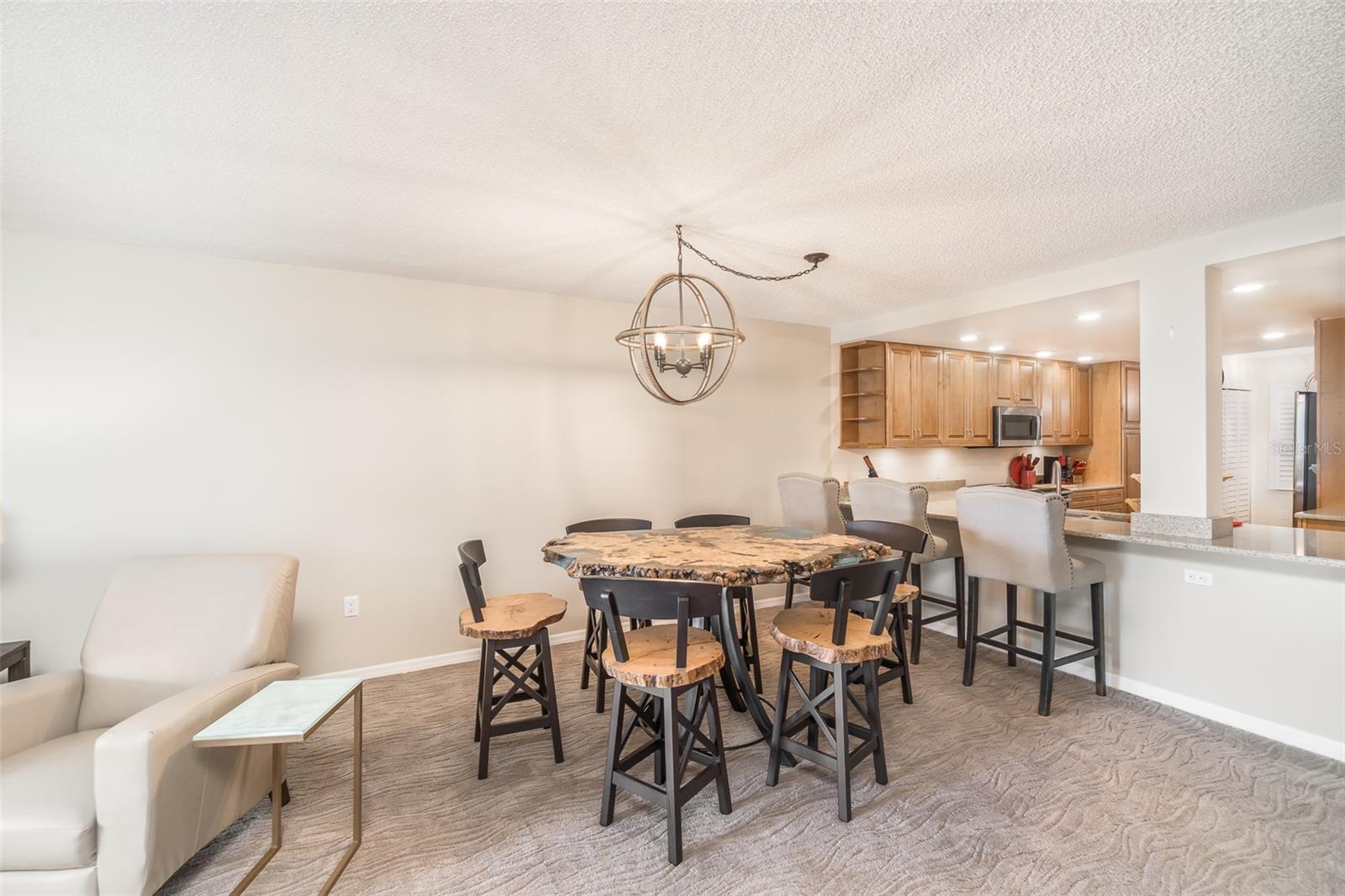 SILVER SANDS BEACH & RACQUET CLUB - Residential