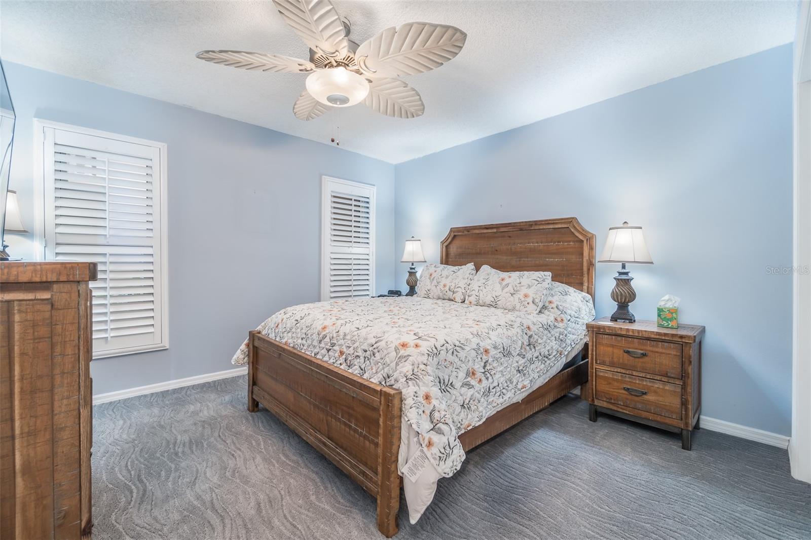 SILVER SANDS BEACH & RACQUET CLUB - Residential