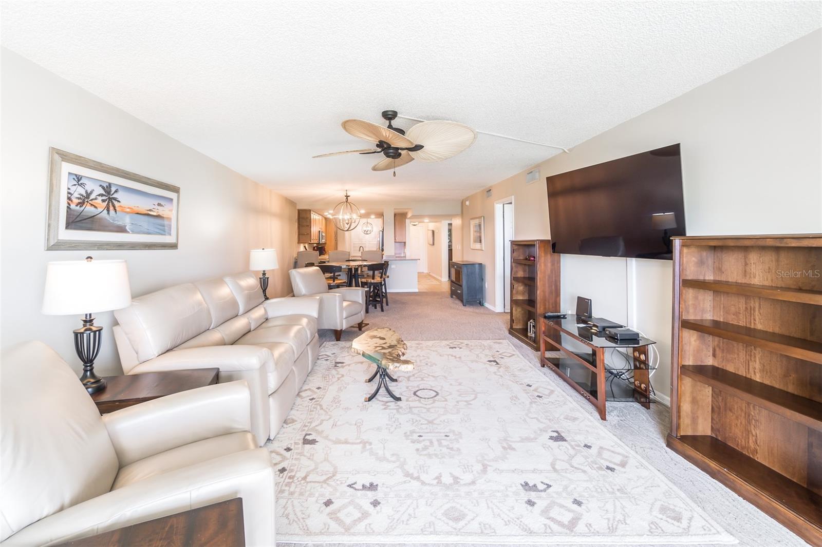 SILVER SANDS BEACH & RACQUET CLUB - Residential