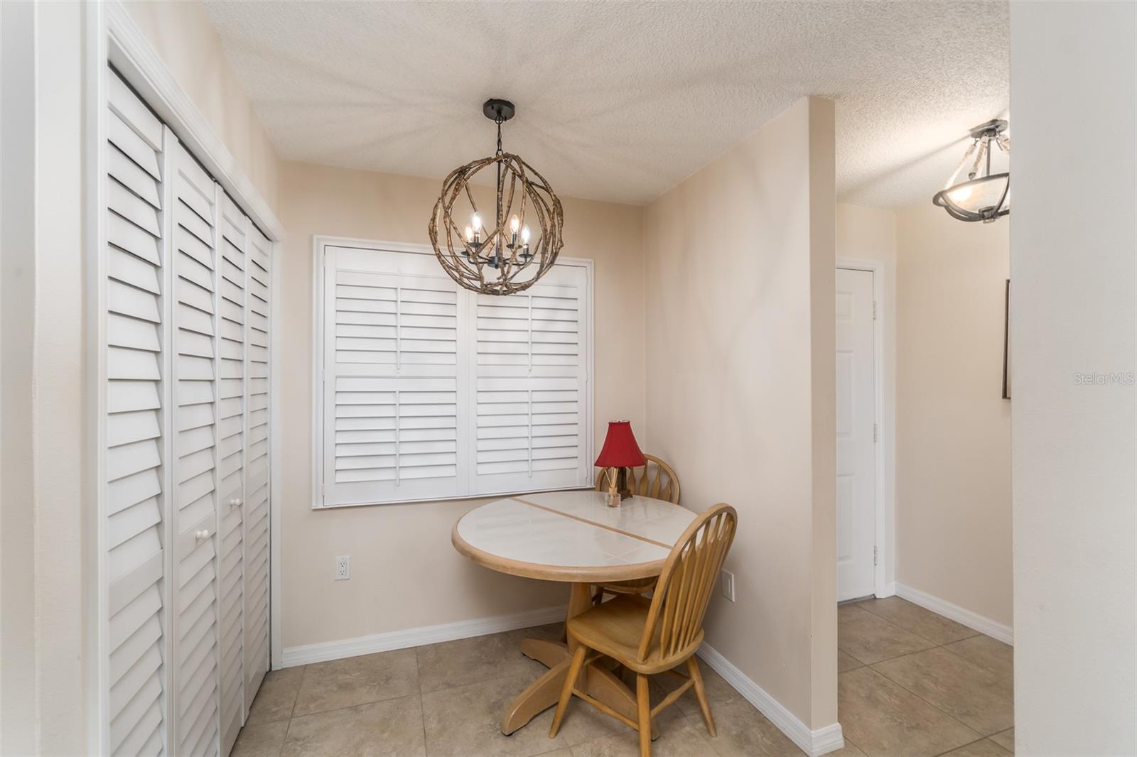 SILVER SANDS BEACH & RACQUET CLUB - Residential