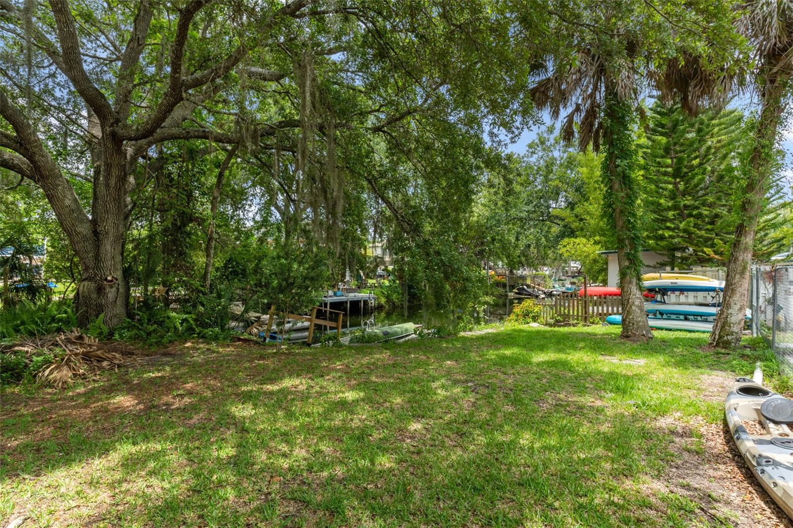 WEEKI WACHEE GARDENS - Residential