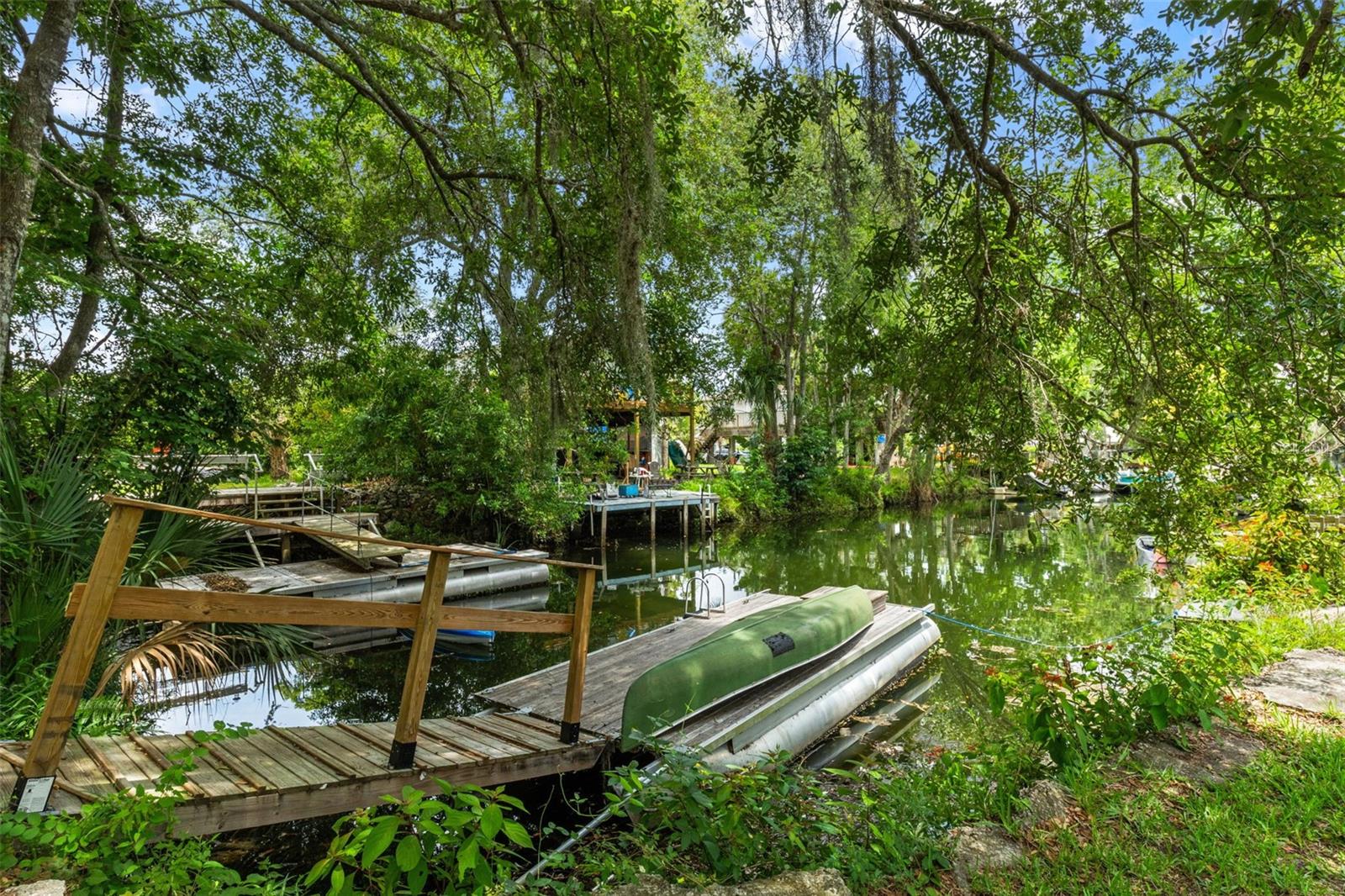 WEEKI WACHEE GARDENS - Residential
