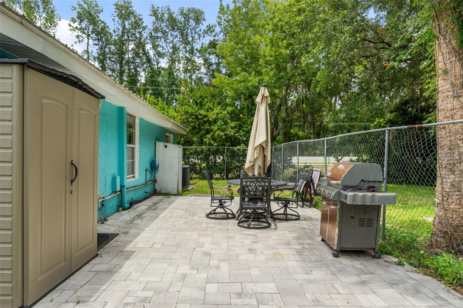 WEEKI WACHEE GARDENS - Residential