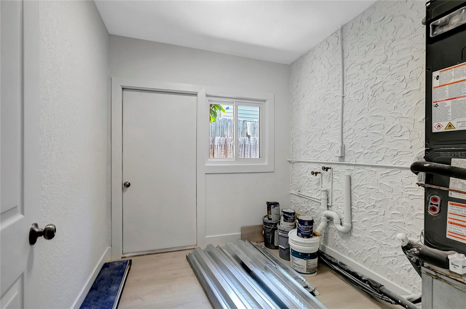 LINDENHURST - Residential Income