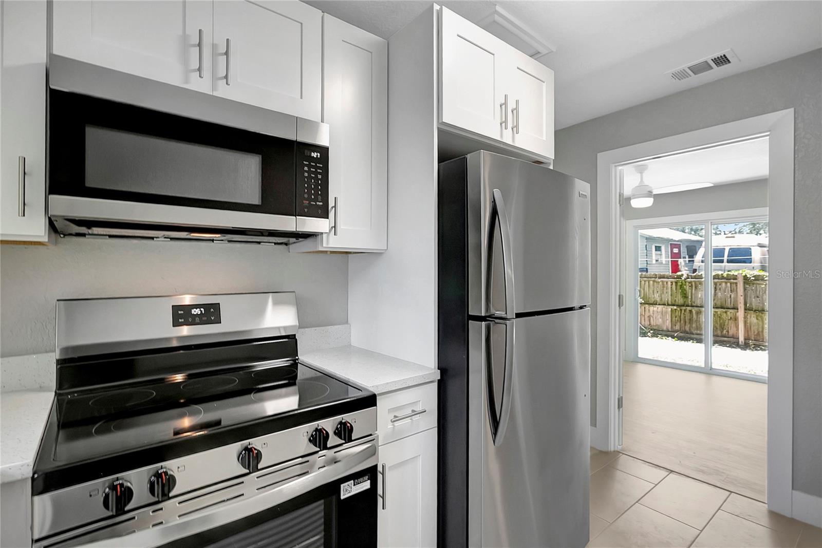 LINDENHURST - Residential Income