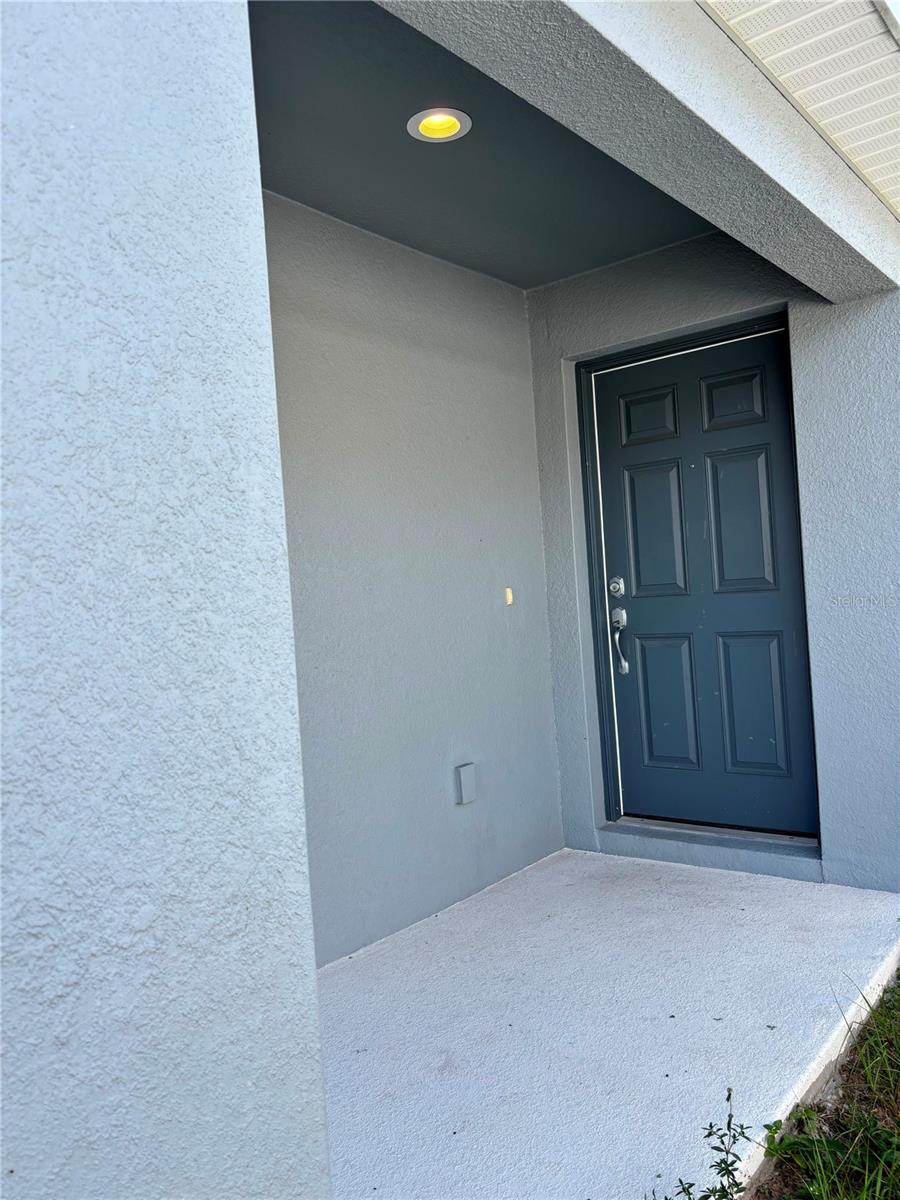 HIGHLAND MDWS 4B - Residential Lease