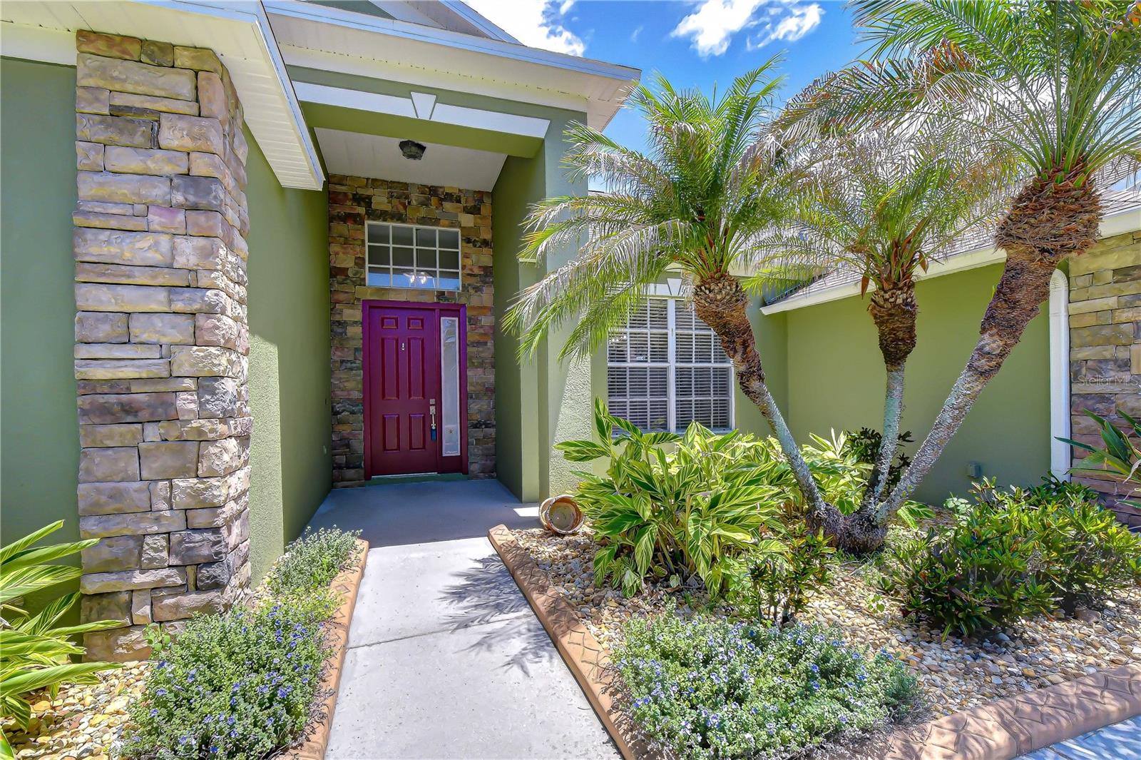 ABBEY GROVE - Residential