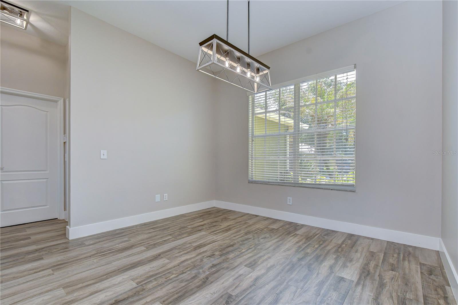 ABBEY GROVE - Residential