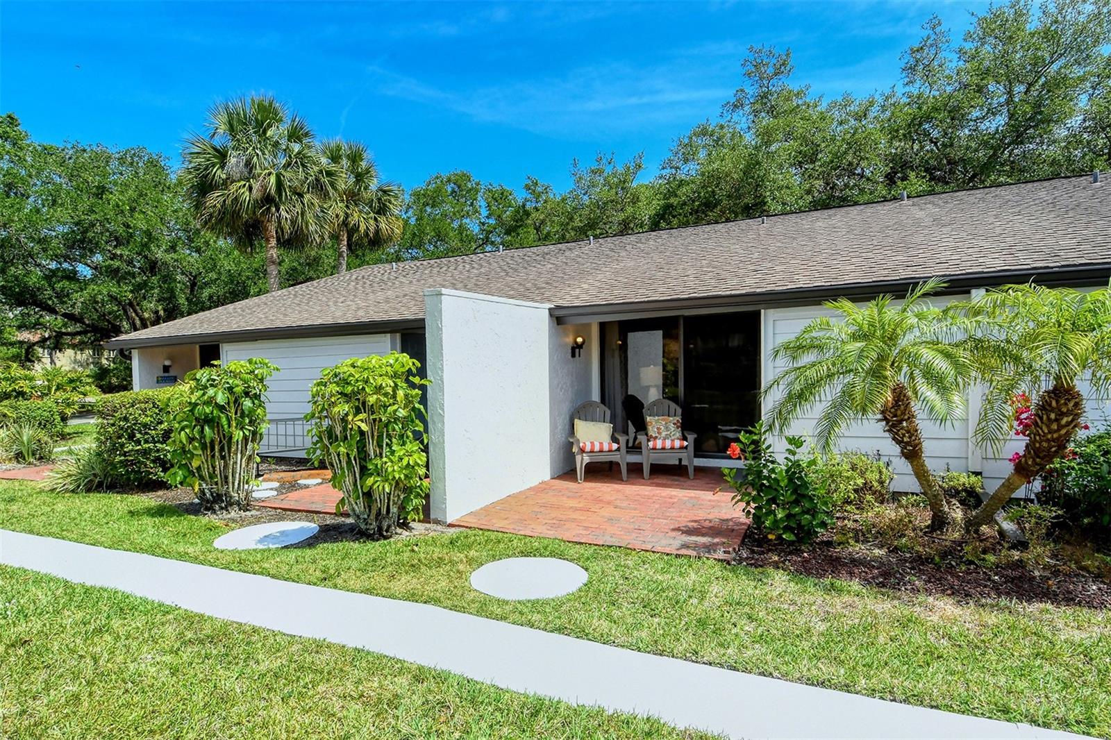 BUNKER OAKS - Residential