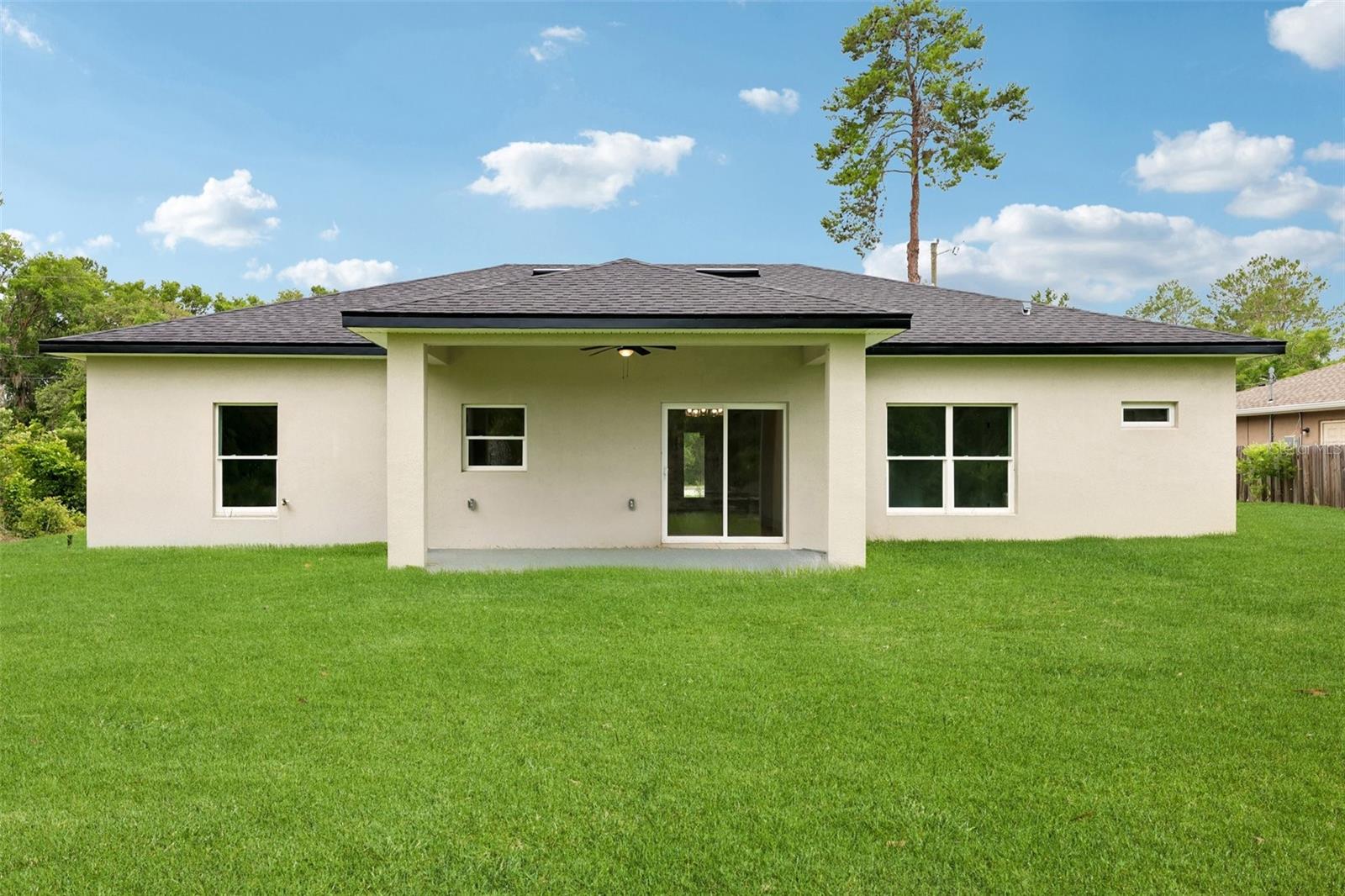 SILVER SPRINGS SHORES - Residential