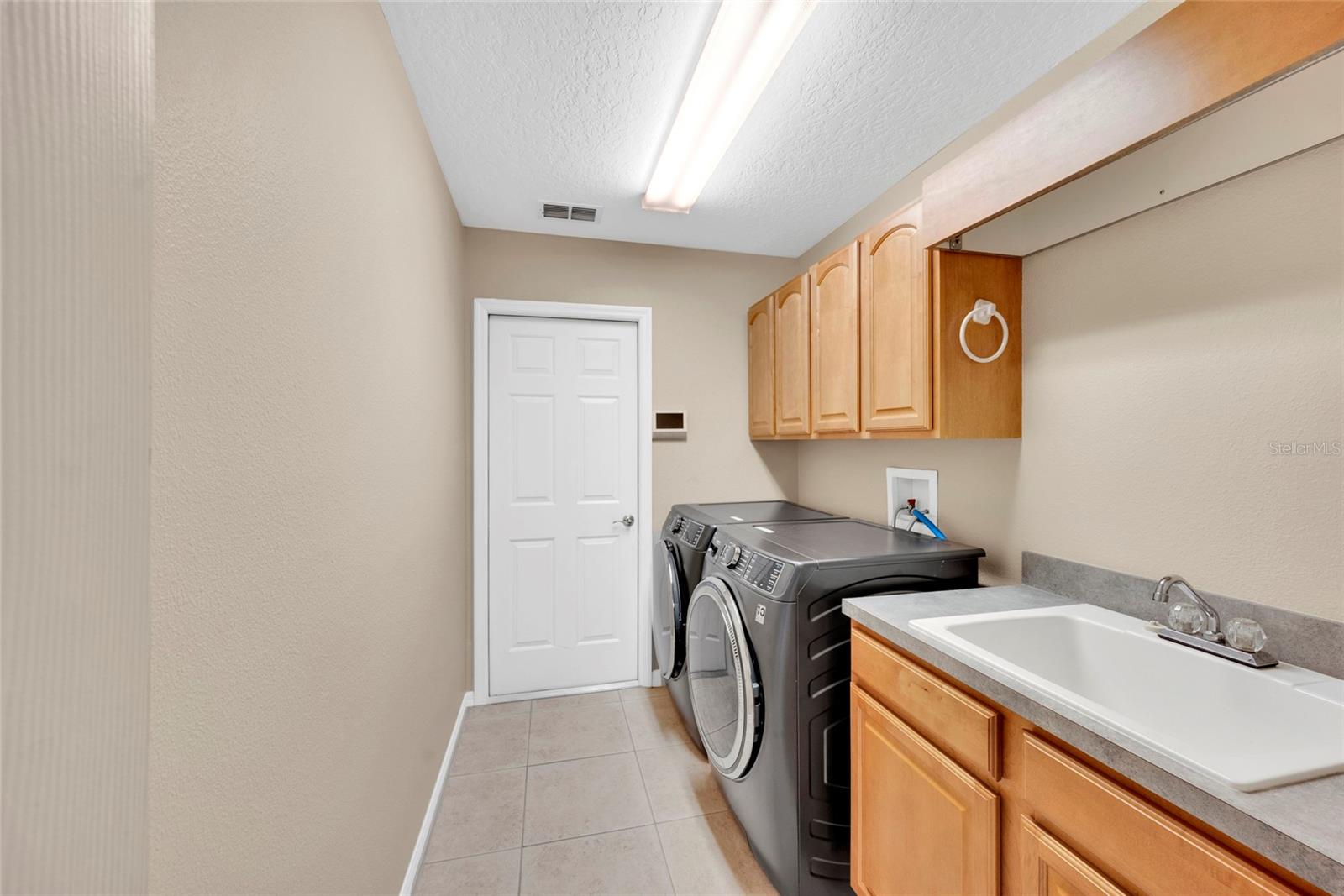 SILVERTHORN PH 1 - Residential