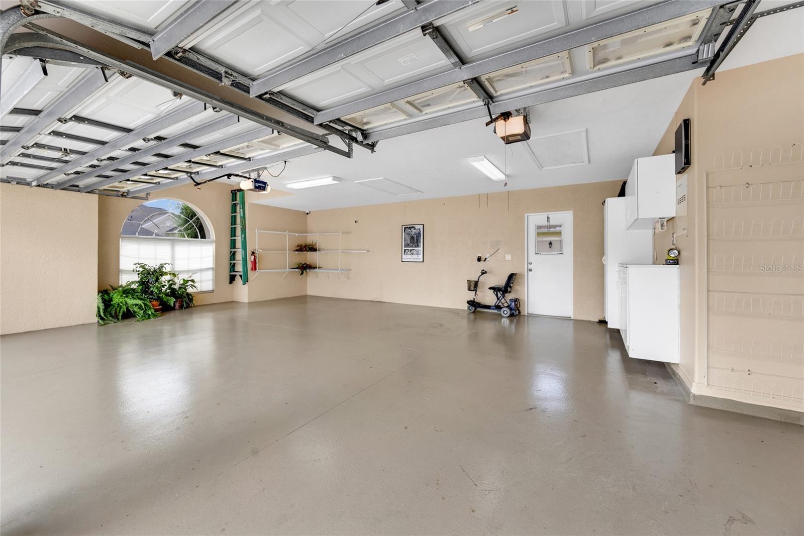 SILVERTHORN PH 1 - Residential