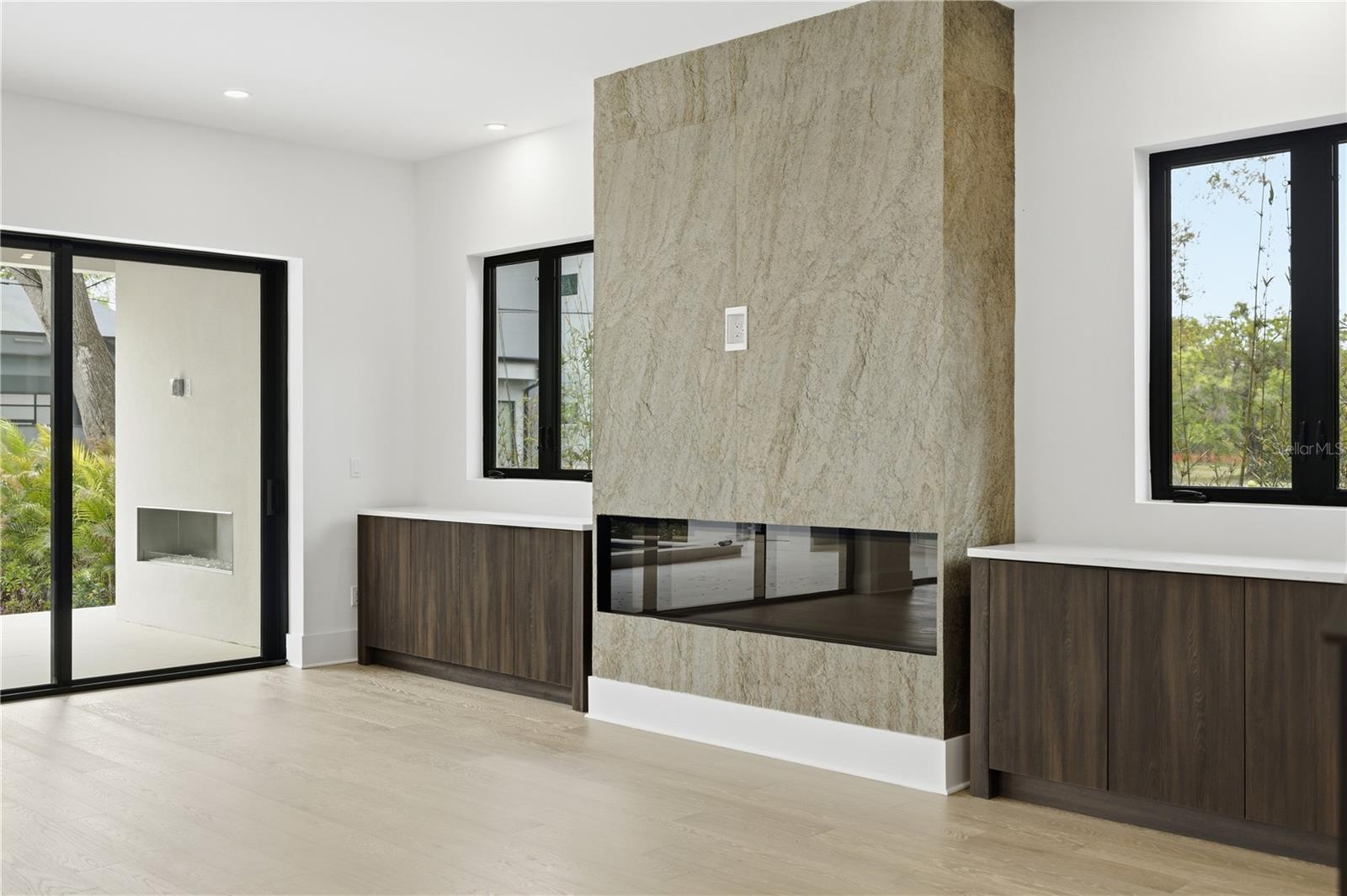 RIDGEWOOD PARK - Residential